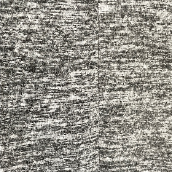 Heather Gray Women's Long Sleeve Twist Top - Picture 5 of 5